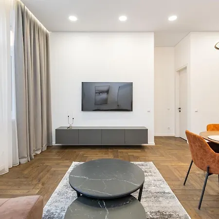 Vytauto 43 6 By Domvia * Kaunas